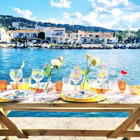 Le Barreur Maison Authentique Setoise La Pointe Courte, Bord De Mer, Climatisee, Parking Gratuit Proximite Penzion Sète